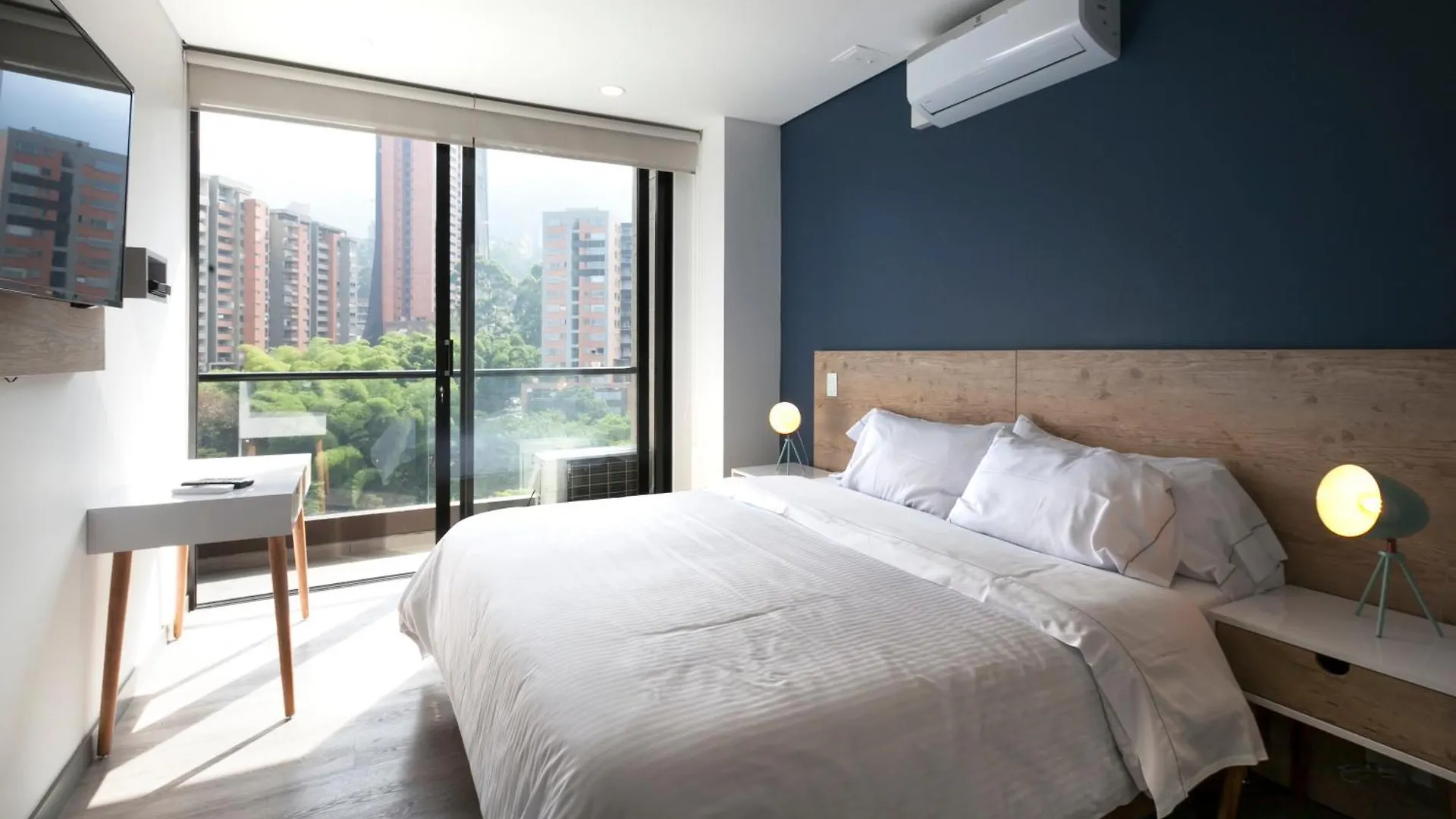 Apartament Class De Suites De Lujo El Poblado. Excelente Ubicacion Medellín Kolumbia