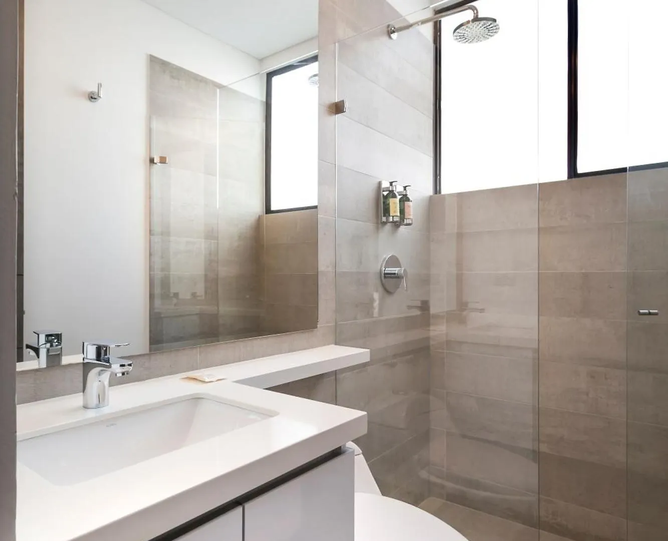 Class De Suites De Lujo El Poblado. Excelente Ubicacion Медельин Апартаменты